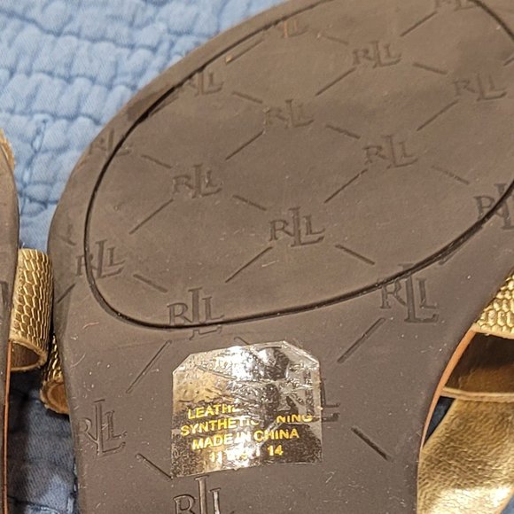 Ralph Lauren Gold Leather Low Heel Sandals Size 7 - Picture 10 of 11